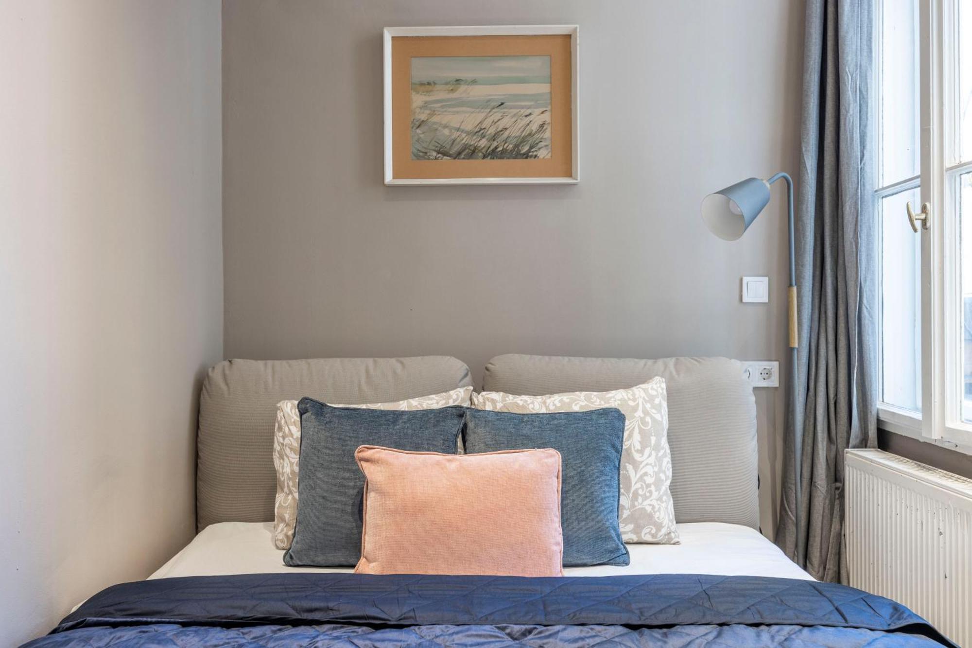 Charming Central Dream Home & Retreat By Prestige Homes Budapest Exteriör bild