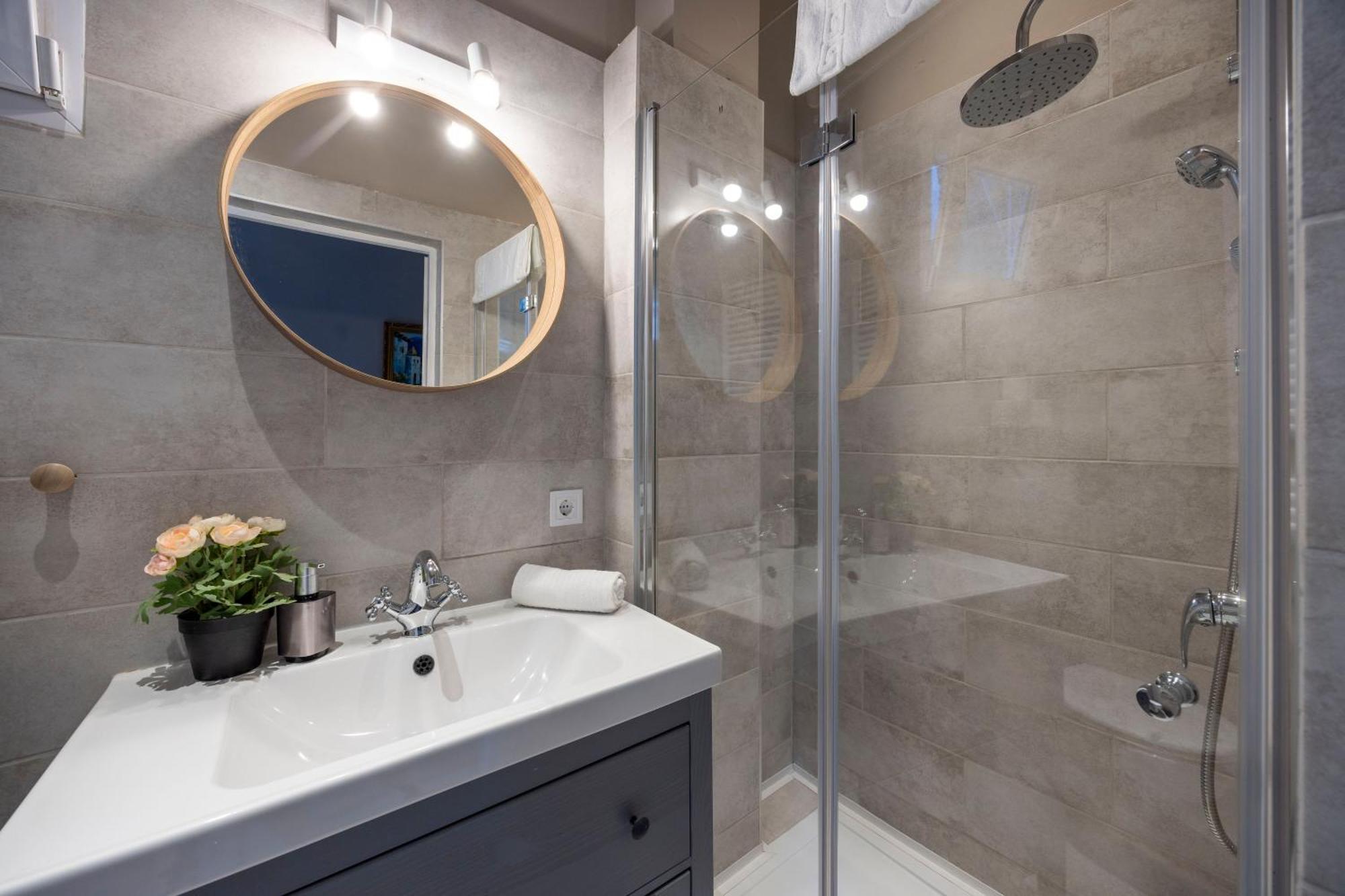 Charming Central Dream Home & Retreat By Prestige Homes Budapest Exteriör bild