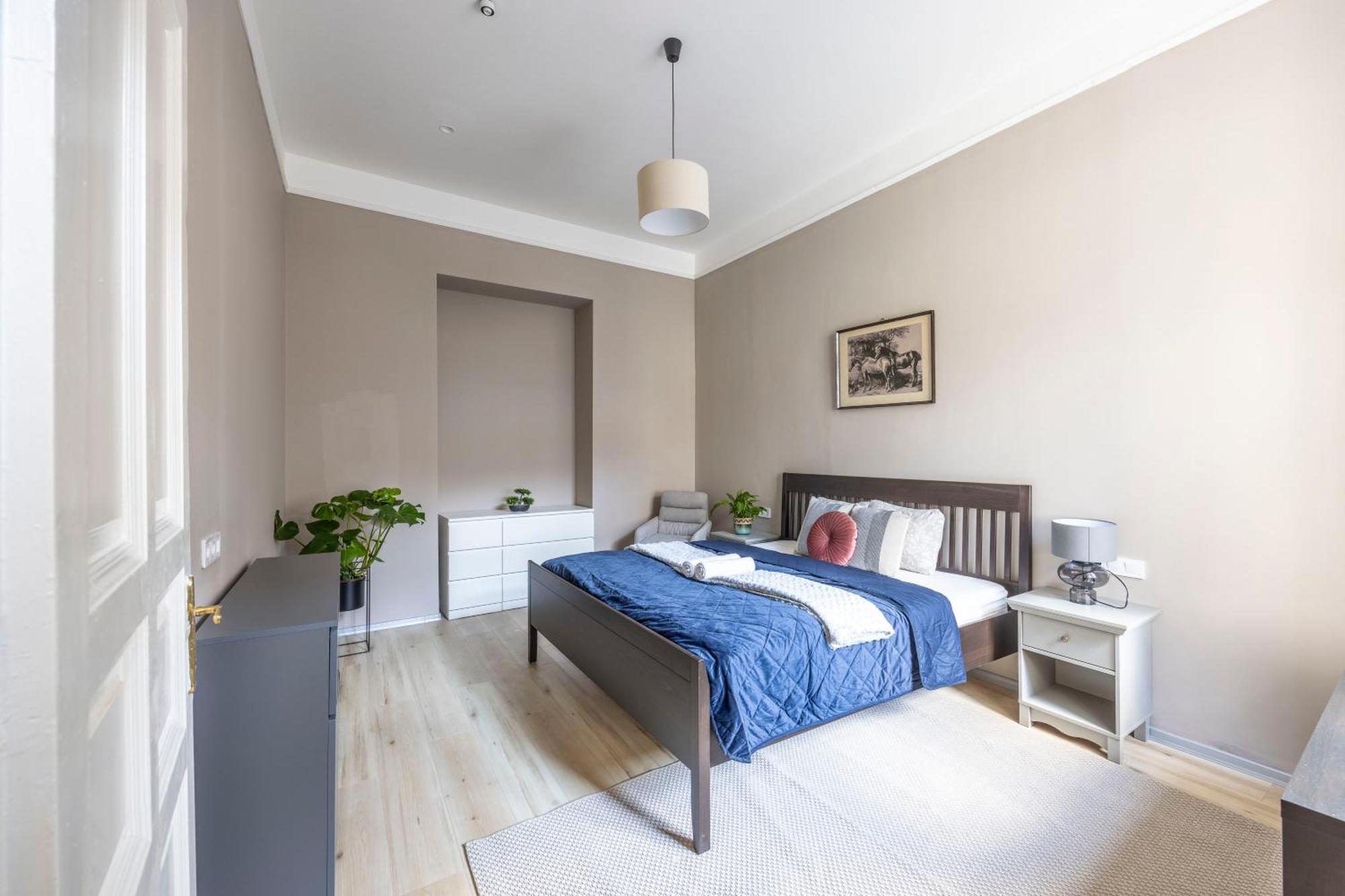 Charming Central Dream Home & Retreat By Prestige Homes Budapest Exteriör bild